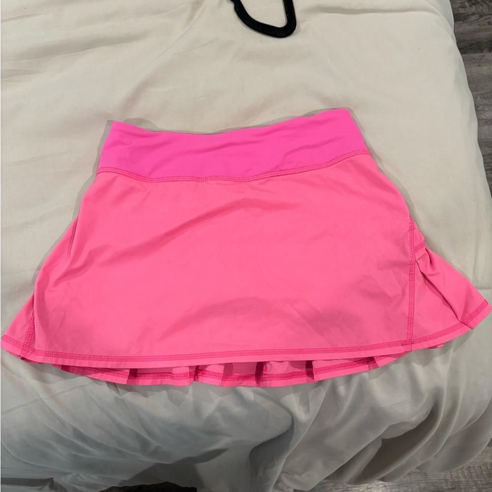 Lululemon skirt. Had it forever. Worn only a handful of times. Size 2.